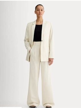 Everlane The Draper Pleated Pant in Buttersmooth | Heathered Oat | 32” inseam